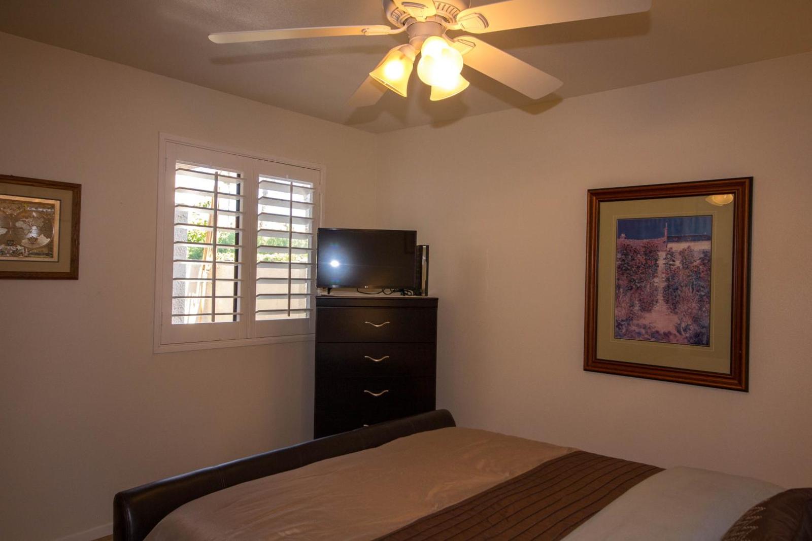 Downtown Vacation Condo Main image 2